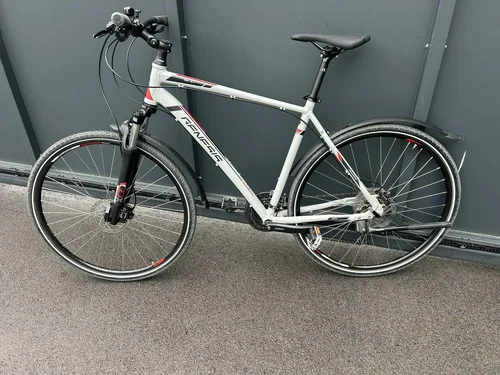 GENESIS aluminijasto treking kolo 28 col, L, praktično novo, nevoženo, hidravlične disk zavore