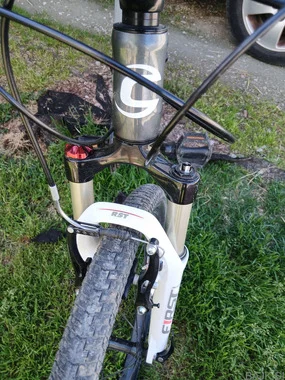 Cannondale trail 24,