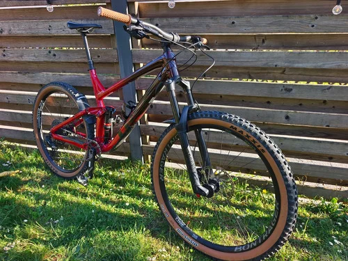 Trek Slash 8