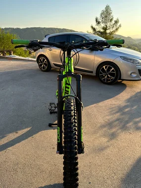 Giant Trance 4 - polno vzmeteno gorsko kolo