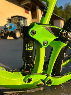 Giant Trance 4 - polno vzmeteno gorsko kolo