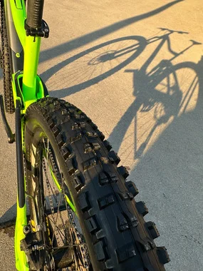 Giant Trance 4 - polno vzmeteno gorsko kolo