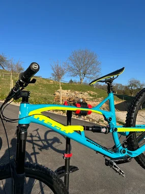 NUKEPROOF MEGA 275