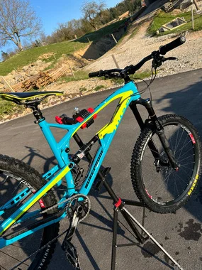 NUKEPROOF MEGA 275