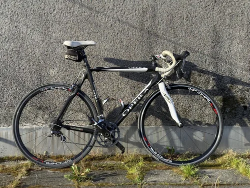 Karbonsko cestno kolo, Opera Leonardo