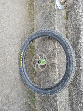 Guma in obroč in disk