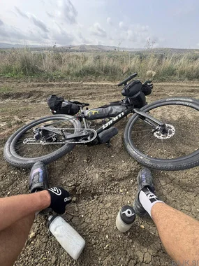 Giant Revolt Advanced 1 2022 Carbon | GX AXS 1x | HUNT carbon wheels | dropper + Quarq