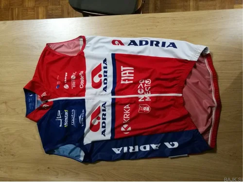 Kolesarski brezrokavnik Windstopper KK Adria Mobil