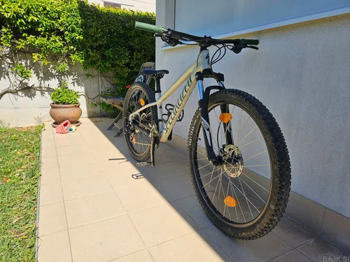 Specialized Rockhopper 27,5