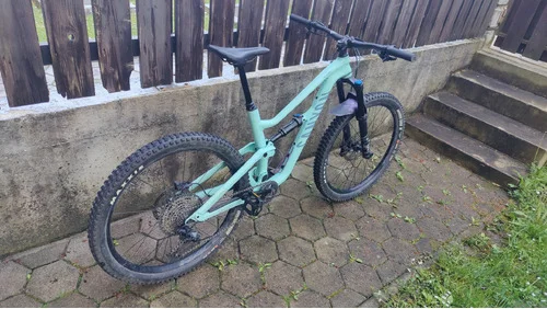 Žensko gorsko kolo Canyon Spectral WMN AL 6