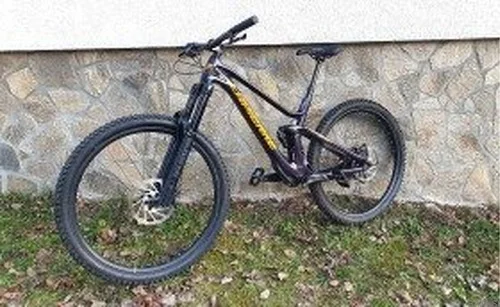 Lapierre Spicy CF karbon, vrhunsko polnovzmeteno ENDURO kolo