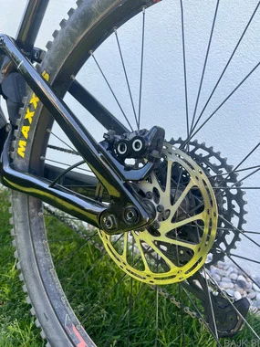 Gorsko kolo Lapierre zesty 8.9 carbon