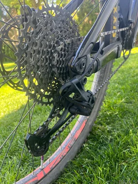Gorsko kolo Lapierre zesty 8.9 carbon