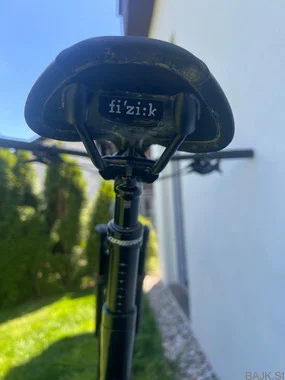 Gorsko kolo Lapierre zesty 8.9 carbon