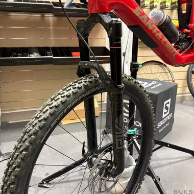Santa Cruz 5010 V5 (vel. L) + RockShox Pike Vilica