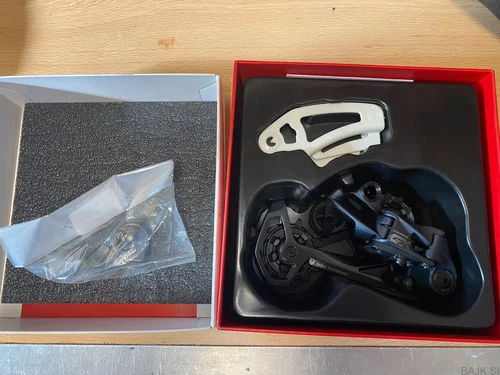 Menjalnik SRAM GX eagle technology