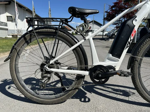 Električno kolo RKS – sredinski motor, malo voženo
