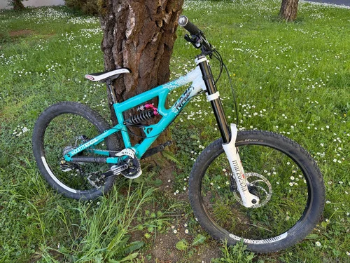 Commencal Furious