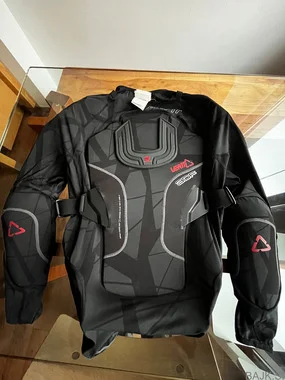 LEATT 3DF AirFit Body protector