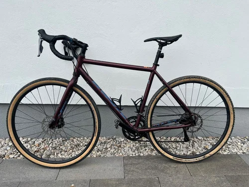 Kona ROVE Al 700