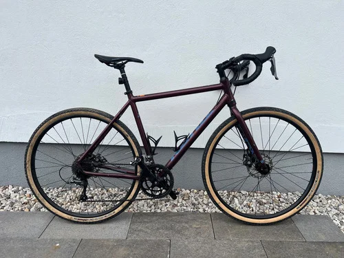Kona ROVE Al 700