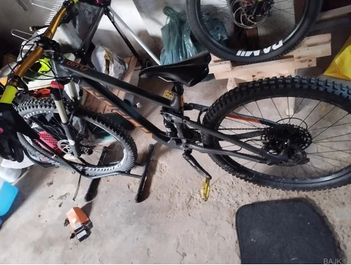 Norco fluid xs 27.5 145-160 cm
