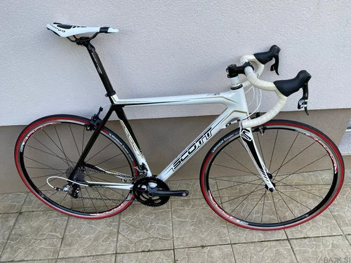 CESTNO KOLO SCOTT ADDICT SRAM RIVAL odlično ohranjeno,600€