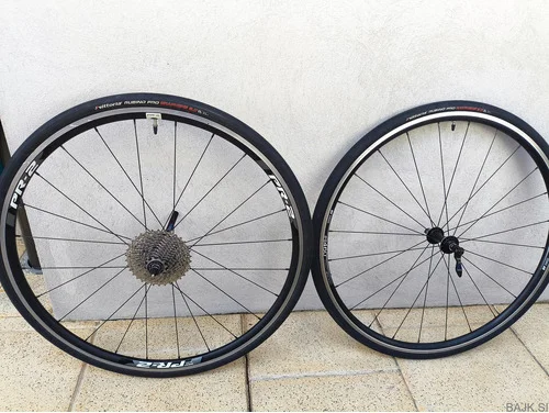 Set obročev Giant PR-2 Wheel Set for Rim Brakes