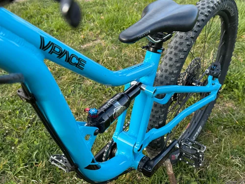 Vpace Moritz 24