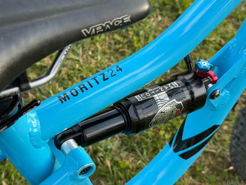 Vpace Moritz 24