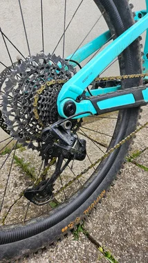 Trek slash 8 velikost M