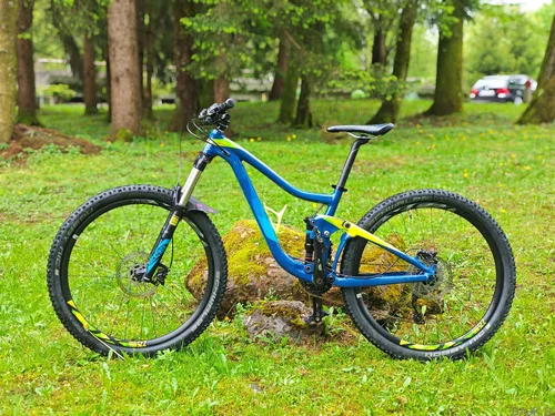 Giant Trance 3 - velikost S