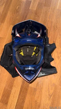 Troy lee designs D4 Carbon / Large