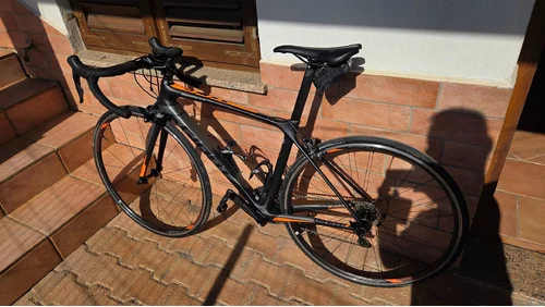 Cestno kolo Giant Advanced velikost S karbon