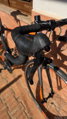 Cestno kolo Giant Advanced velikost S karbon