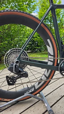 Testno kolo Aurum Manto Sram Force XPLR 1x13 ZIPP XPLR 303S