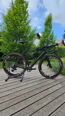 Testno kolo Aurum Manto Sram Force XPLR 1x13 ZIPP XPLR 303S