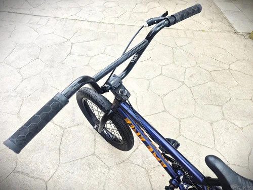 KINK BMX - otroško freestyle kolo, 18col, prodam