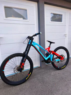 Mondraker Summum