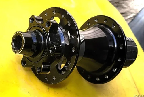 pesto 12x148 mm Boost, HG Shimano račna, 6 bolt