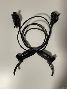SRAM DB8 kot nove