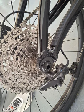 Giant trance 2