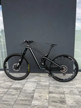 Canyon strive
