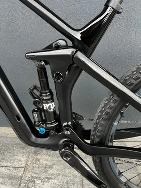 Canyon strive