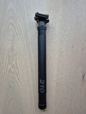 Potopna sedežna opora ONEUP V3