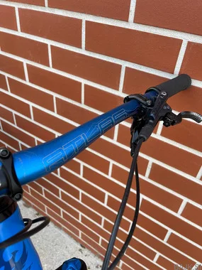 Pivot Switchblade