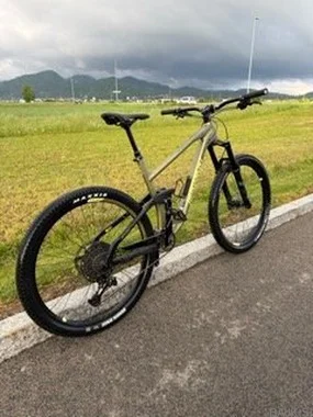 Prodajam BERGAMONT TRAILSTER 6