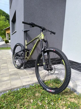 Prodajam BERGAMONT TRAILSTER 6