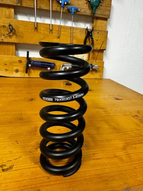 Vzmet rockshox 450lbs