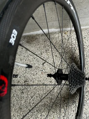 cestno kolo Principia - ODLIČNO ohranjeno / SRAM Rival